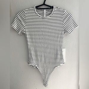 Lulus T-Shirt Bodysuit | Small